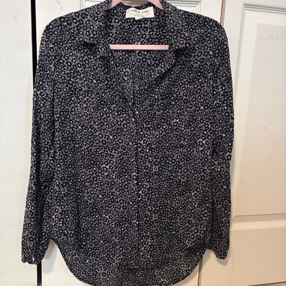 Anthropologie Cloth & Stone Black and White Floral Blouse Top
